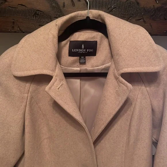 London Fog Beige/Oatmeal Winter Coat. Size XS. - Picture 2 of 9
